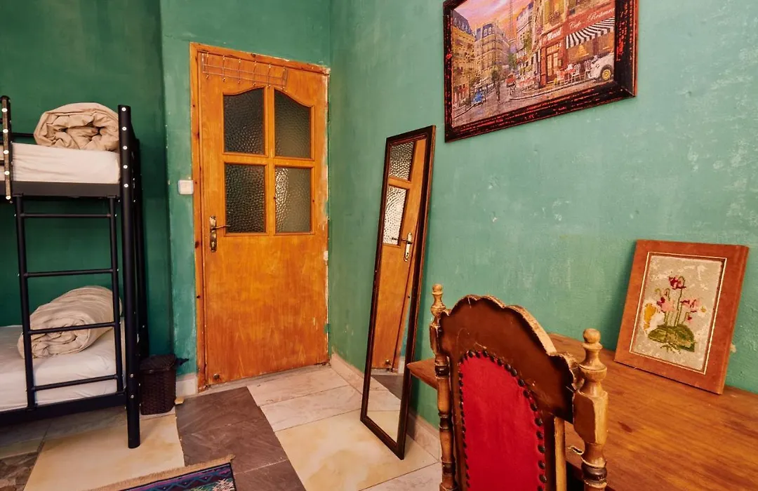 Hostel Vague-1